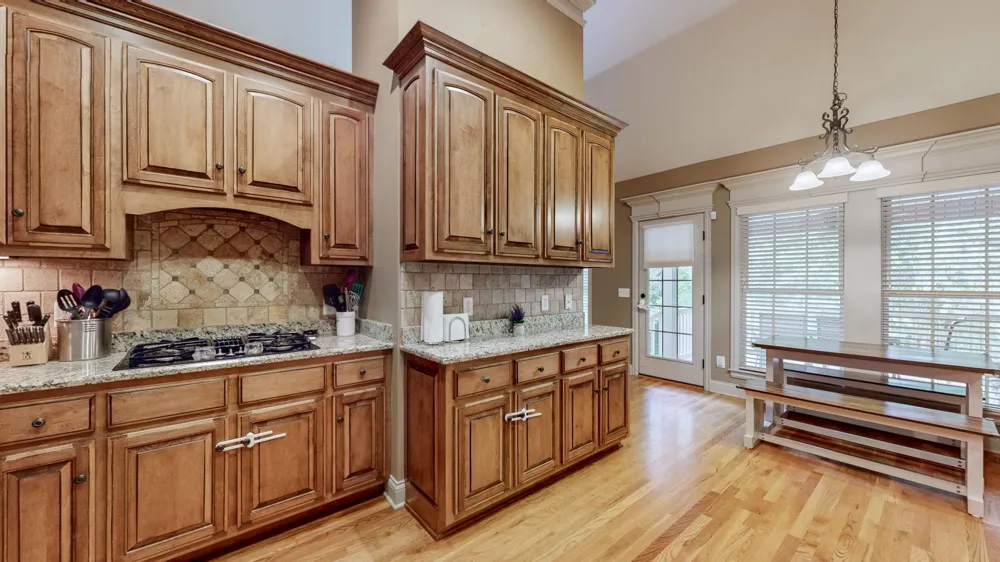 1007 Briarwood Dr Cottontown, TN 37048