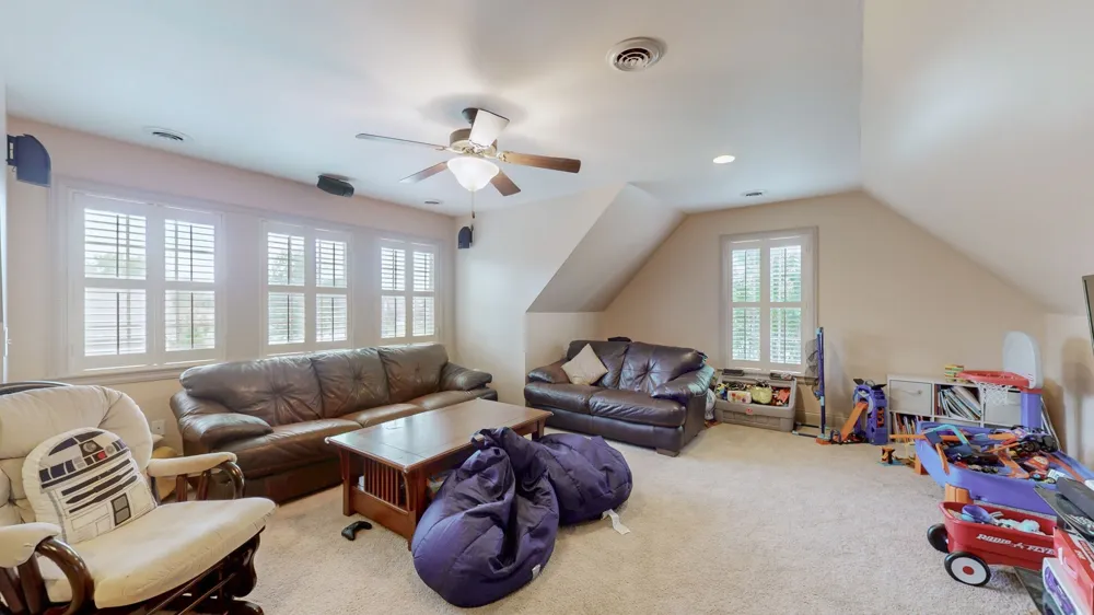 1007 Briarwood Dr Cottontown, TN 37048