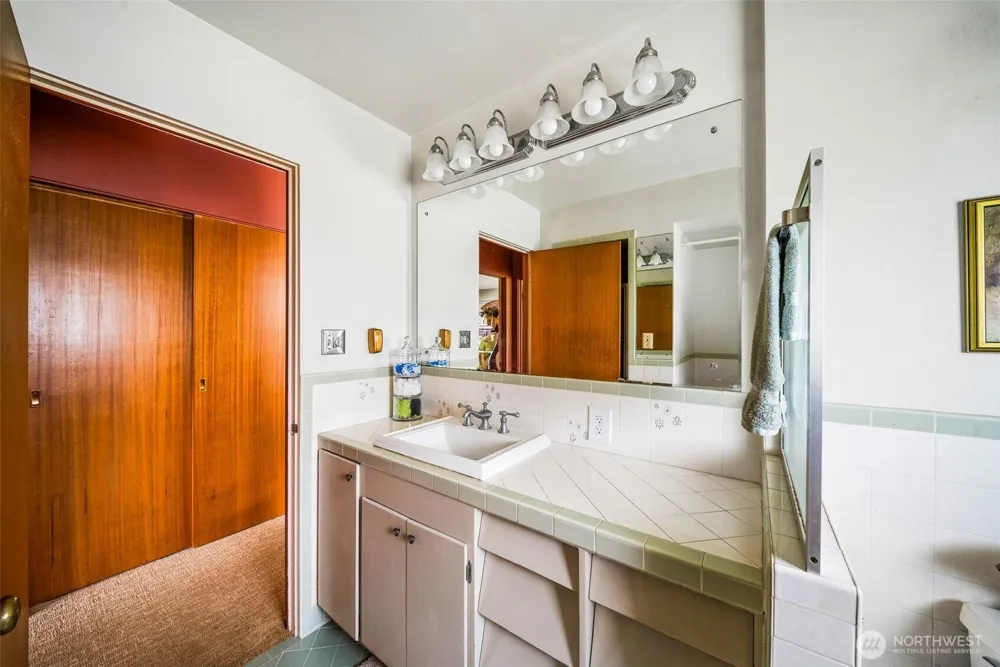 315 W Broadway Avenue Montesano, WA 98563