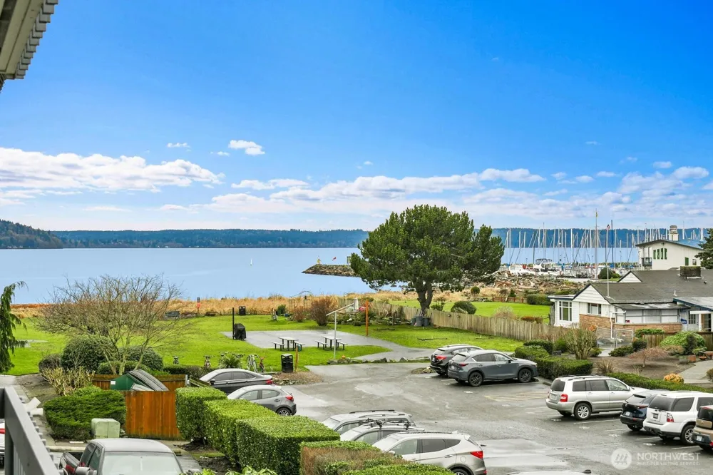23007 Marine View Drive S #B306 Des Moines, WA 98198