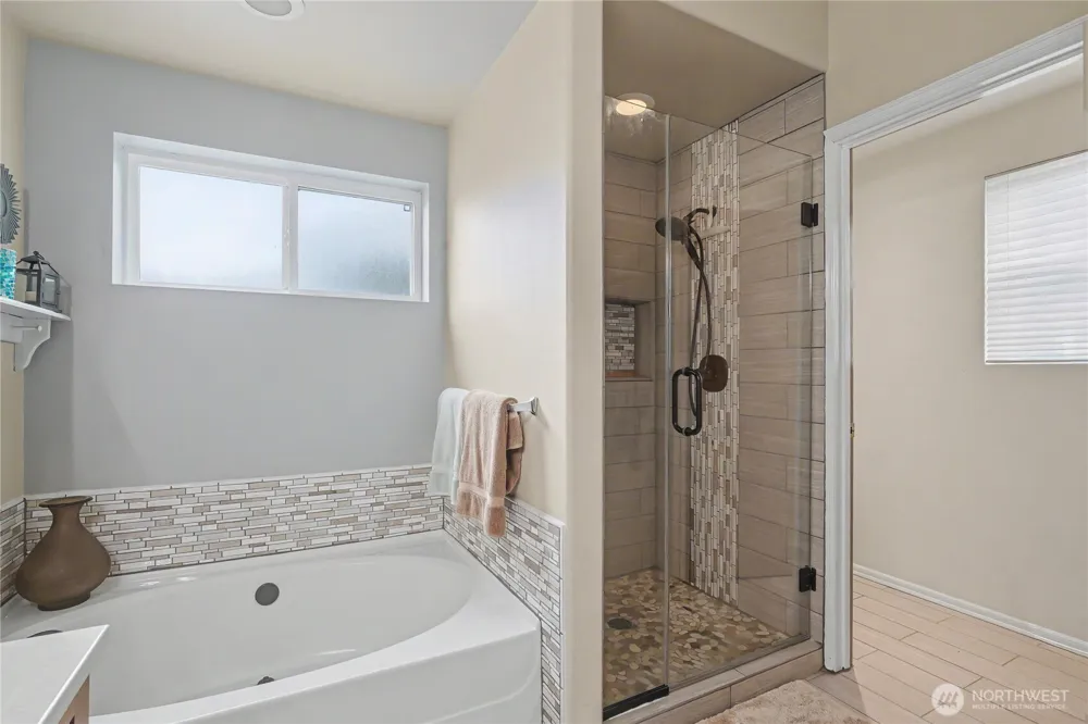 9805 76th Street SW Lakewood, WA 98498