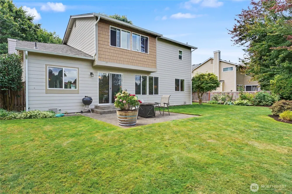 9805 76th Street SW Lakewood, WA 98498
