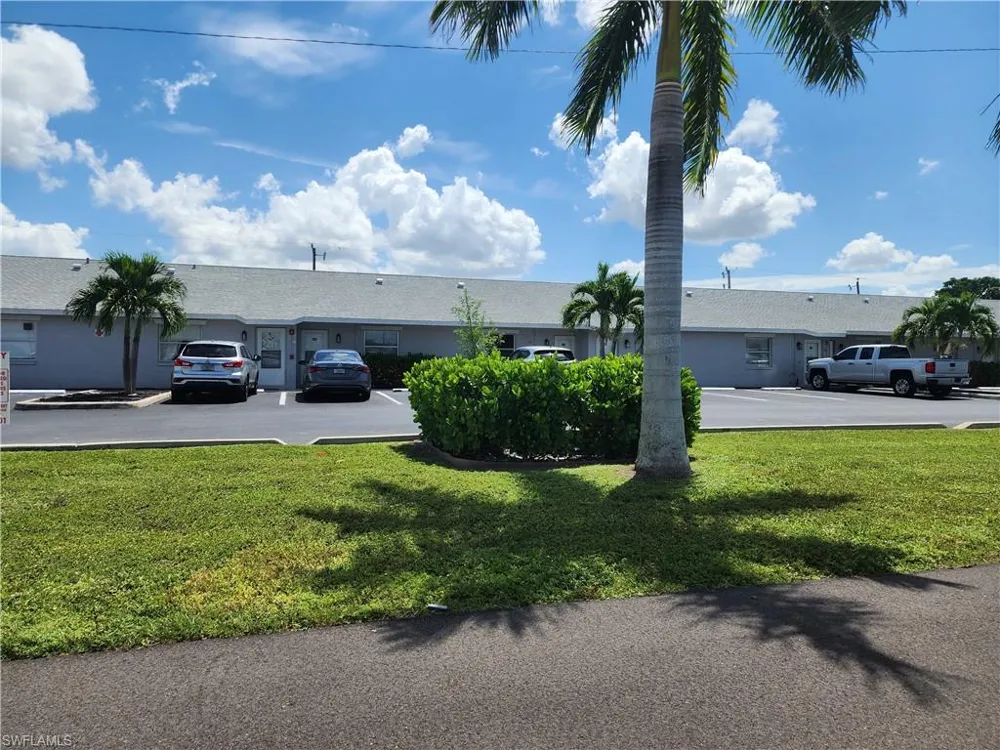 4513 SW 8th Court #106 Cape Coral, FL 33914