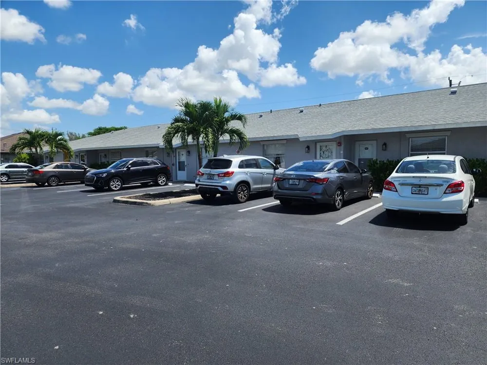 4513 SW 8th Court #106 Cape Coral, FL 33914