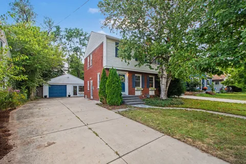 2011 Miller Avenue