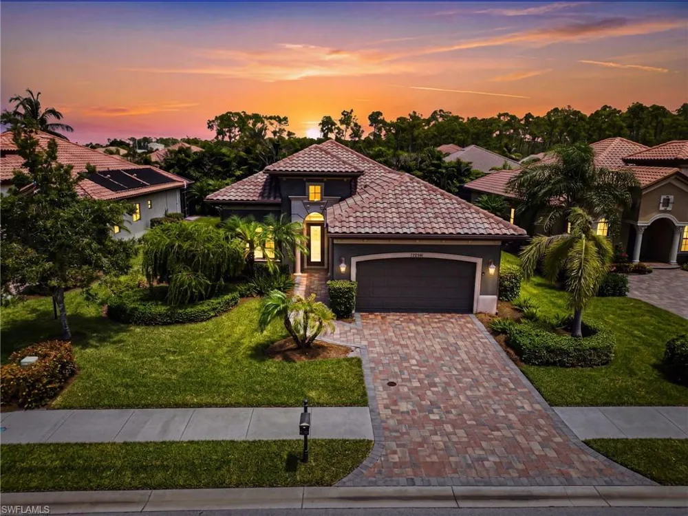 15850 Secoya Reserve Circle Naples, FL 34110
