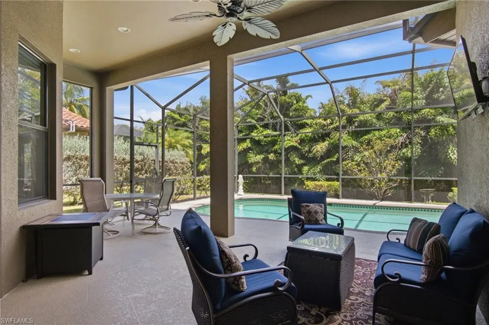 15850 Secoya Reserve Circle Naples, FL 34110