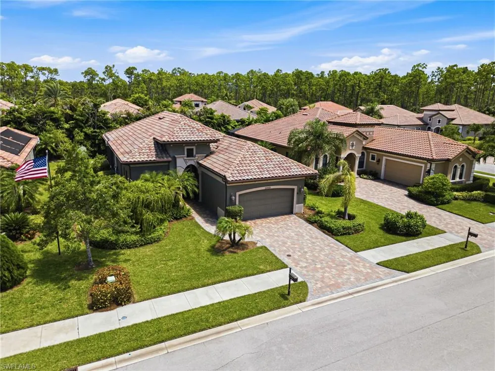 15850 Secoya Reserve Circle Naples, FL 34110