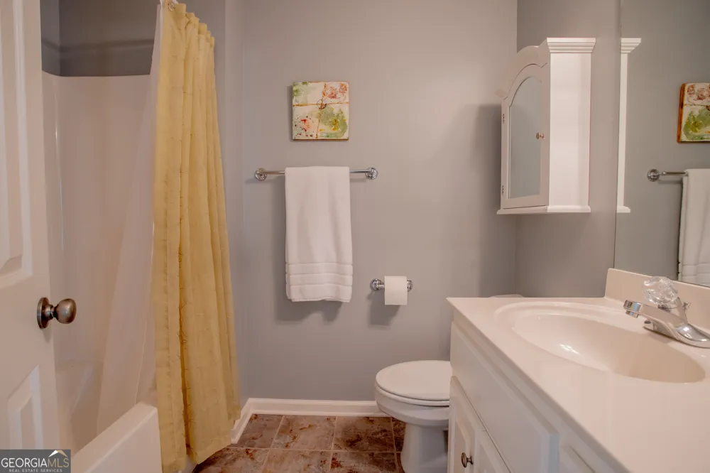 1060 Victoria RD Watkinsville, GA 30677