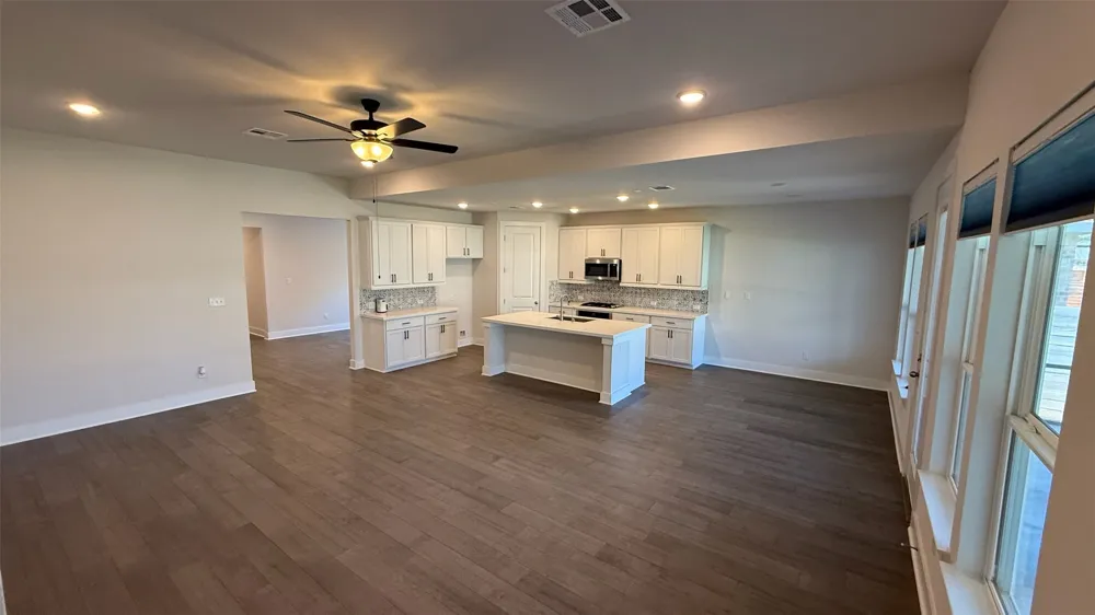 1849 Donetto Drive Leander, TX 78641