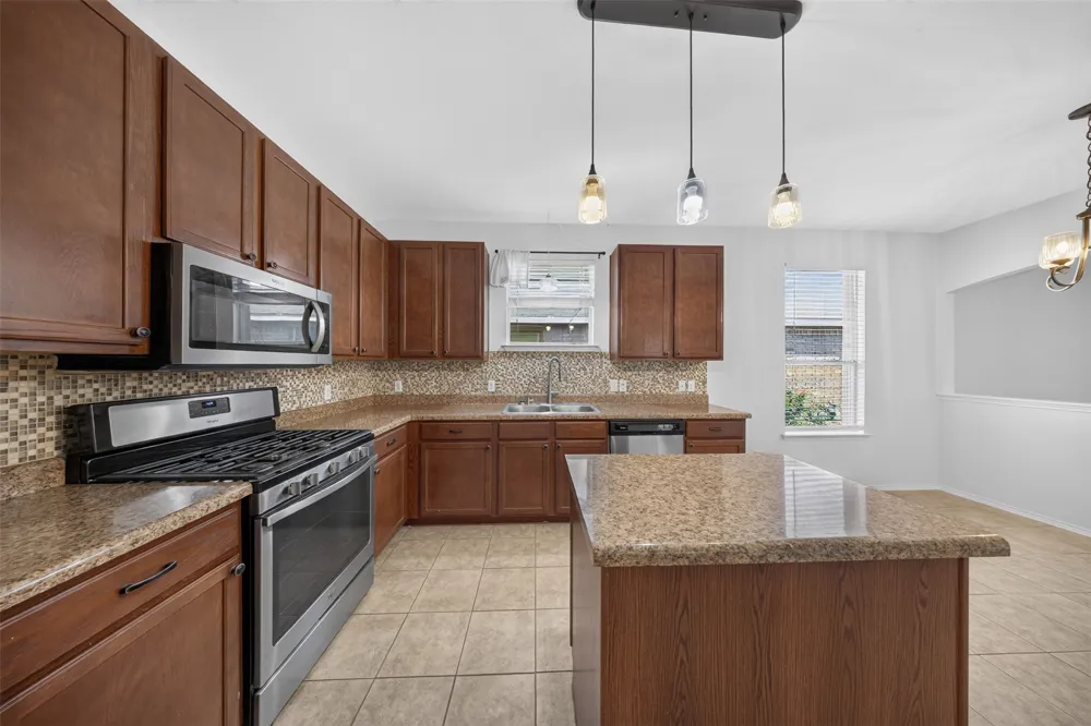 165 Dandy Drive Buda, TX 78610