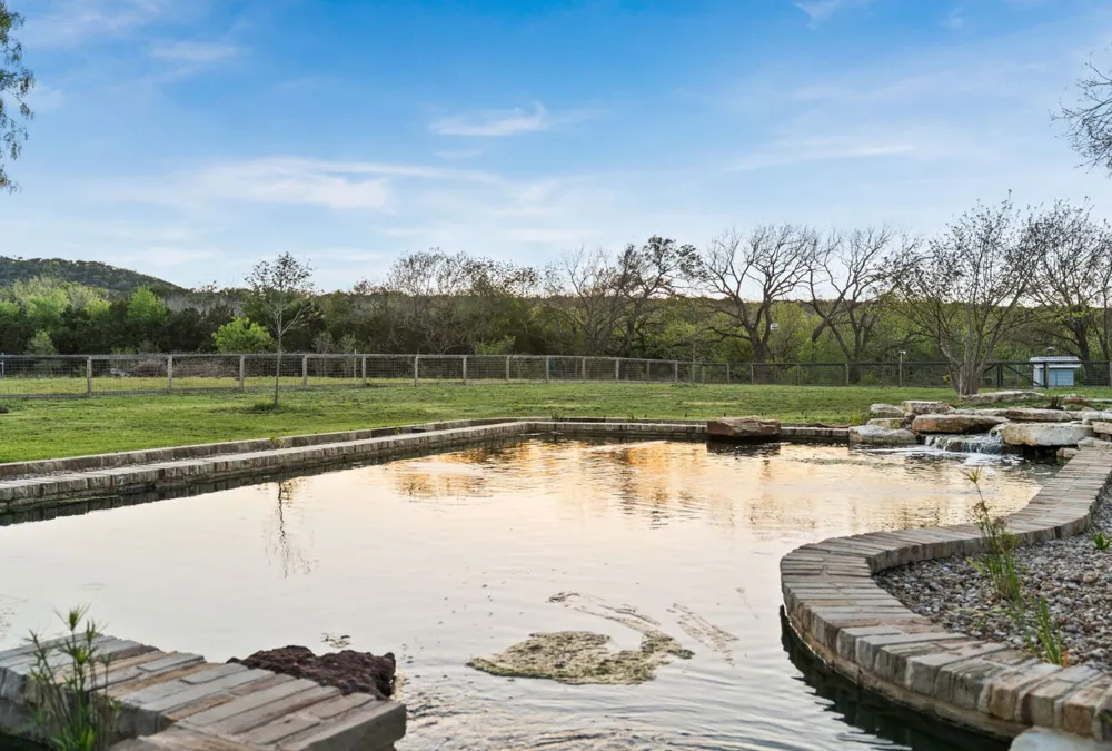 18405 Angel Valley Drive Leander, TX 78641