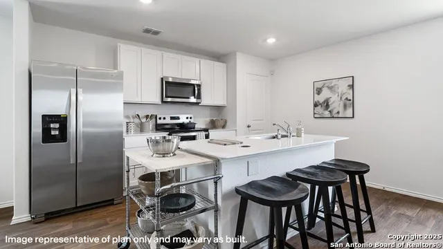 13838 Petronila Jade San Antonio, TX 78253