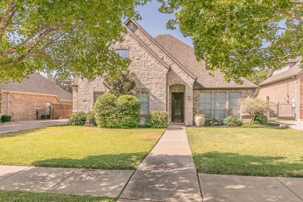 8649 Wishing Tree Lane North Richland Hills, TX 76182