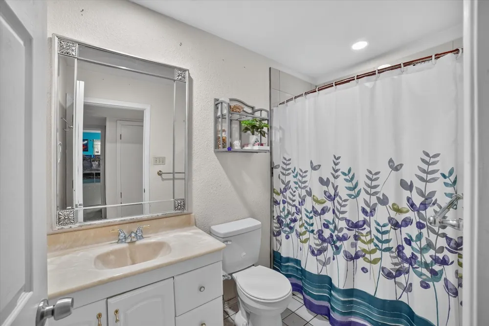 6217 Fallbrook Drive Garland, TX 75043