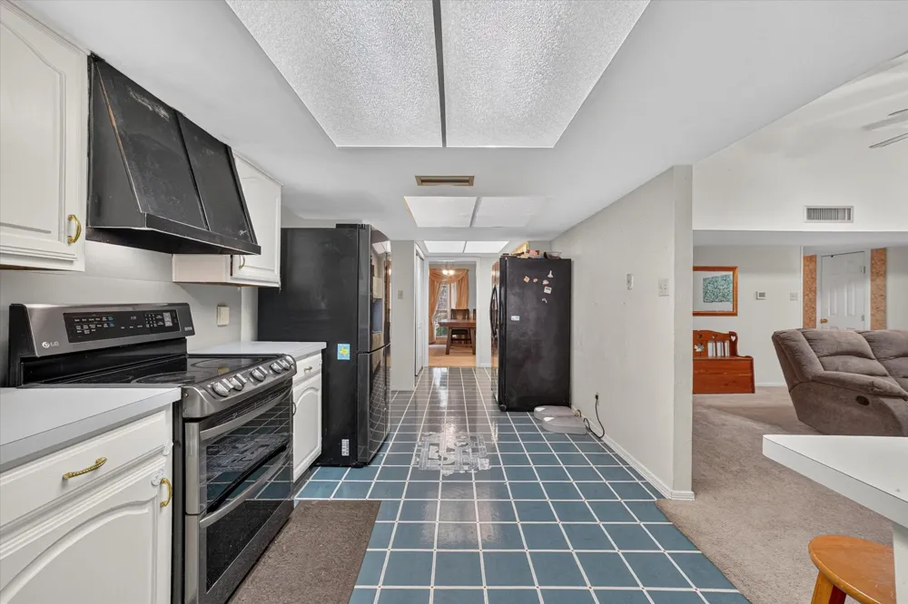 6217 Fallbrook Drive Garland, TX 75043