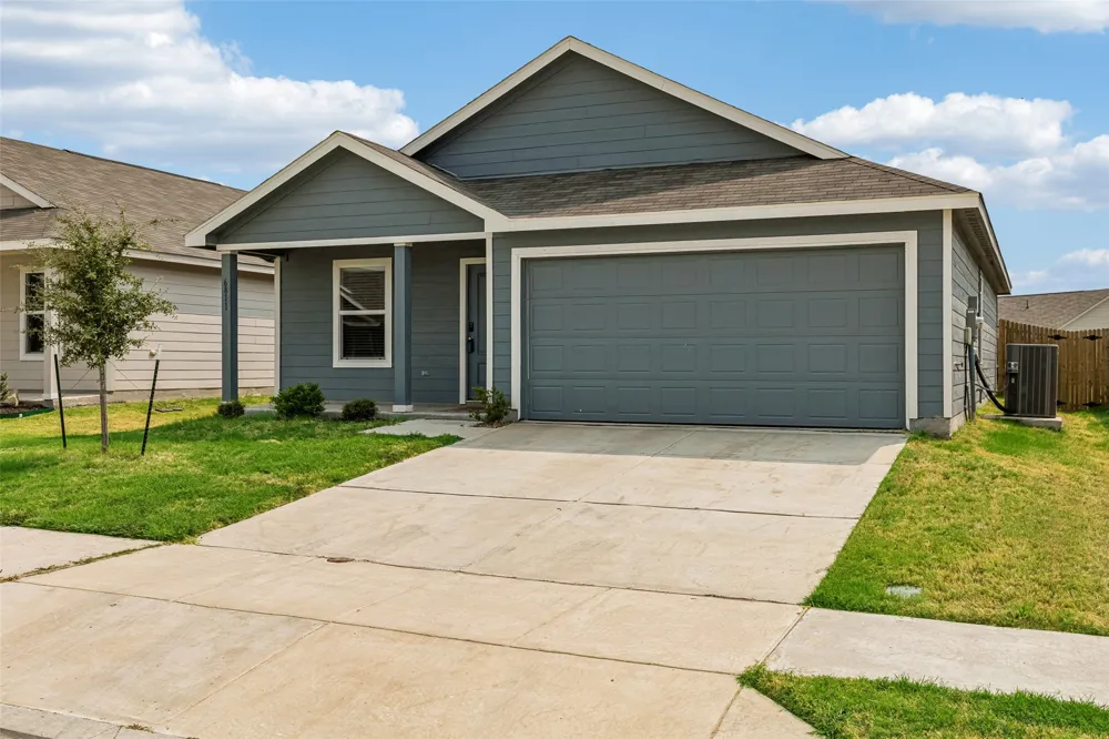 6811 Fairview Avenue Princeton, TX 75407