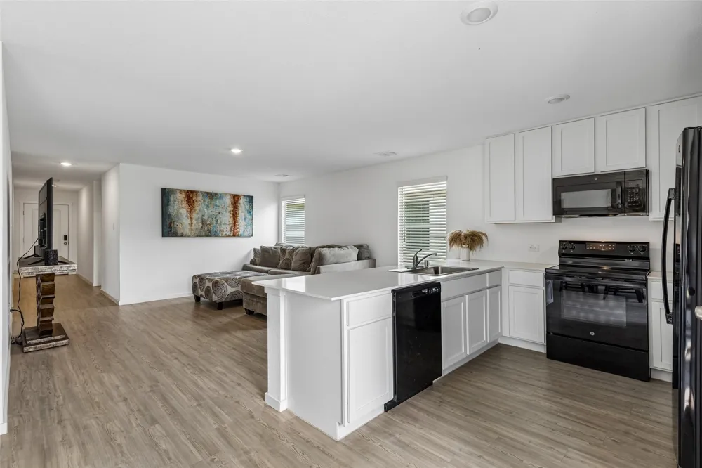 6811 Fairview Avenue Princeton, TX 75407