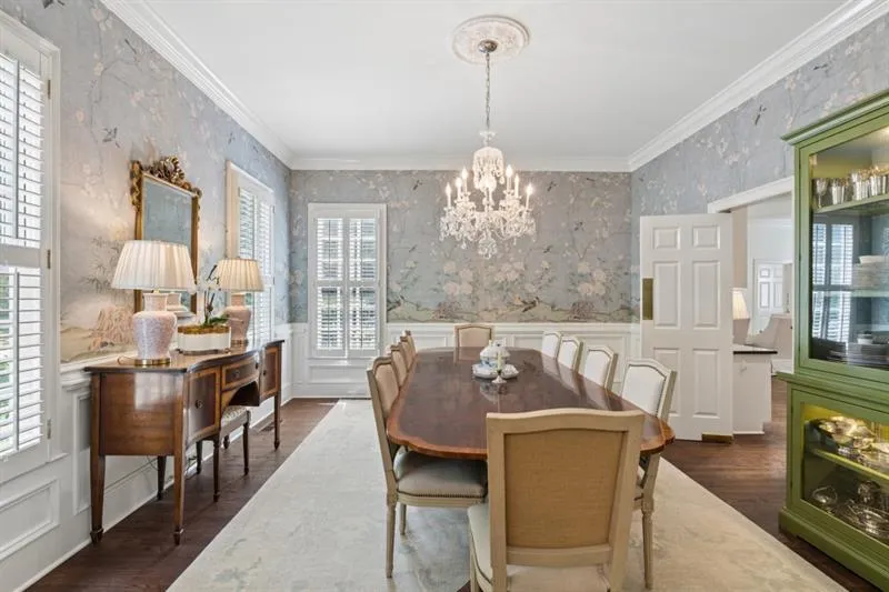 553 Bryn Mawr Lane NW Atlanta, GA 30327