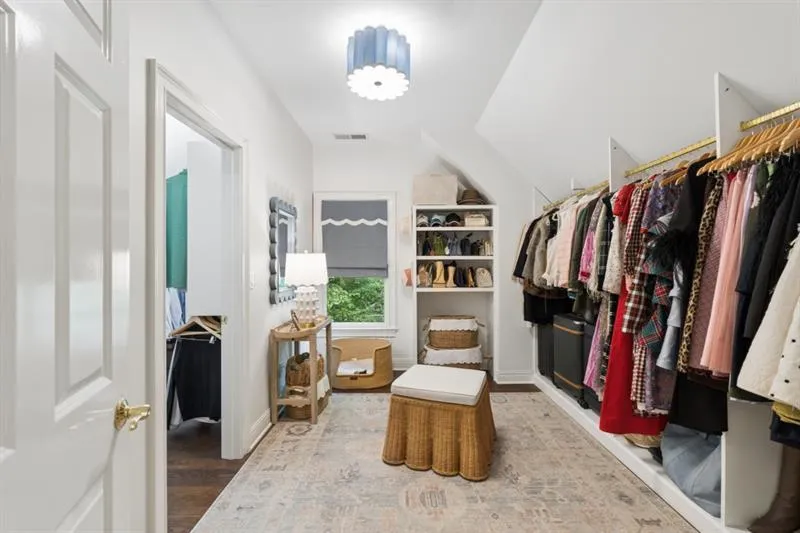 553 Bryn Mawr Lane NW Atlanta, GA 30327