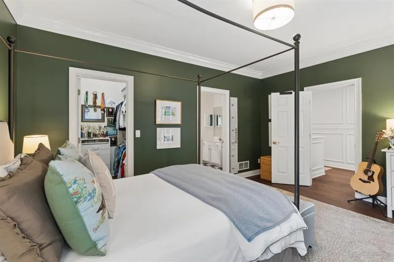 553 Bryn Mawr Lane NW Atlanta, GA 30327