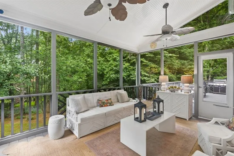 553 Bryn Mawr Lane NW Atlanta, GA 30327