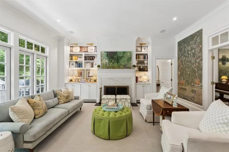 553 Bryn Mawr Lane NW Atlanta, GA 30327