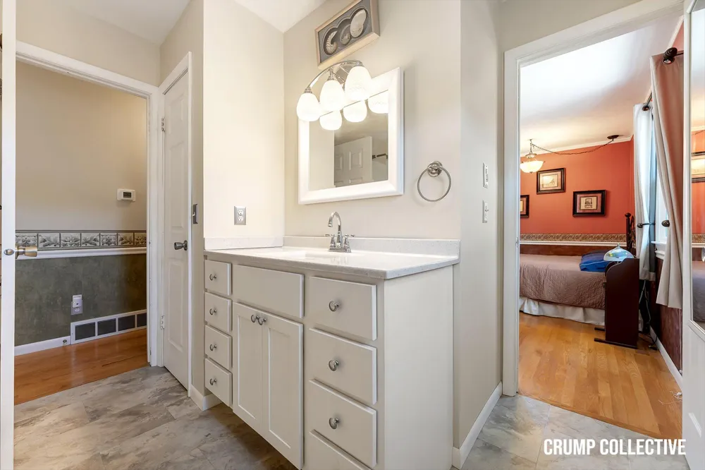 5010 Dorset Lane Norton Shores, MI 49441