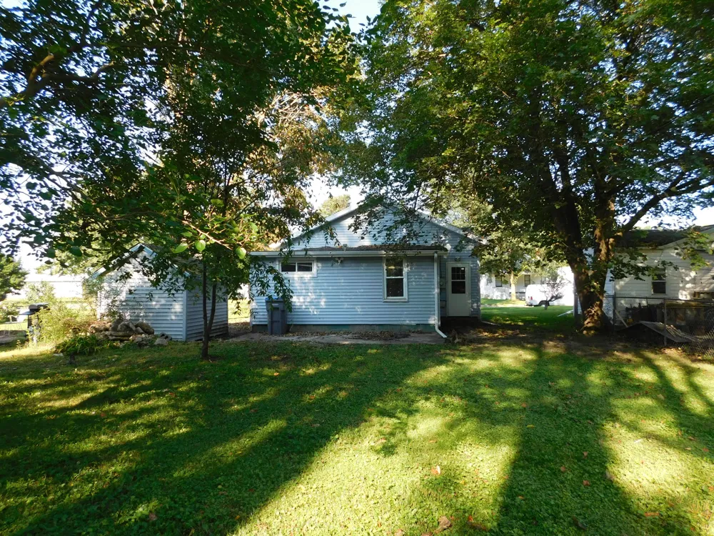 403 Center Street Sturgis, MI 49091