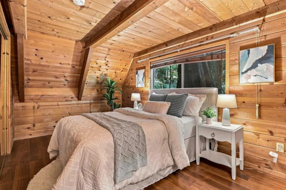 24500 Glenwood Drive Los Gatos, CA 95033