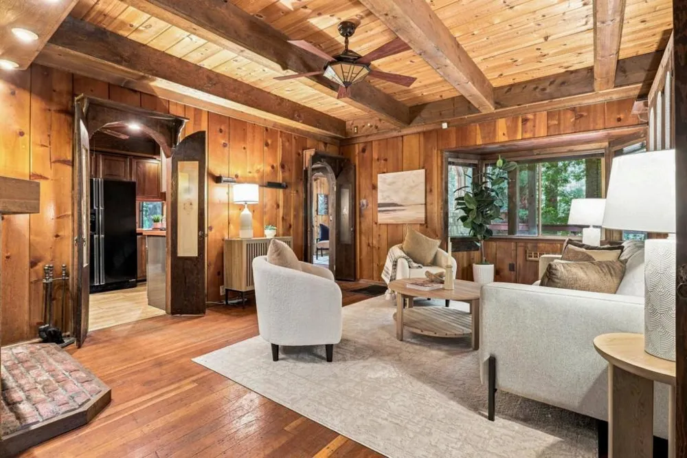 24500 Glenwood Drive Los Gatos, CA 95033