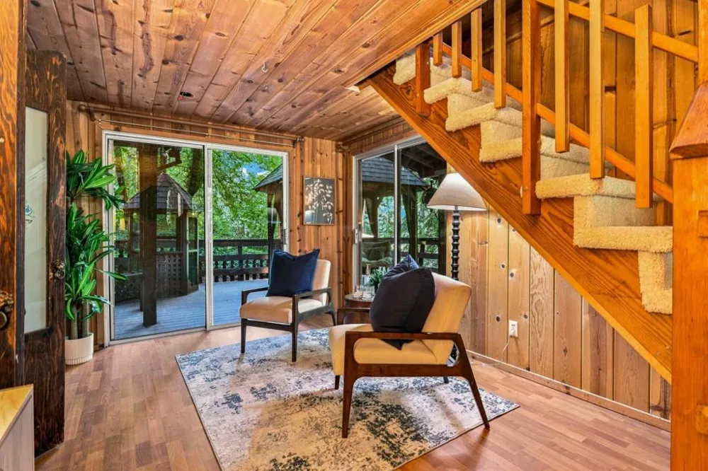 24500 Glenwood Drive Los Gatos, CA 95033