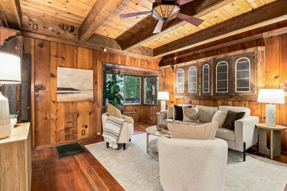 24500 Glenwood Drive Los Gatos, CA 95033