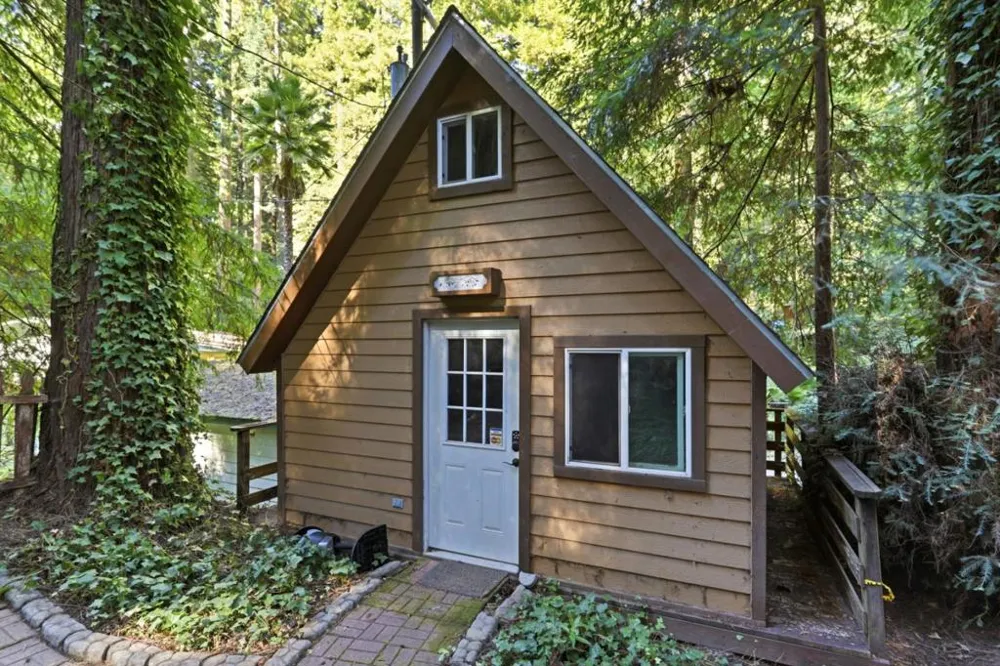 24500 Glenwood Drive Los Gatos, CA 95033