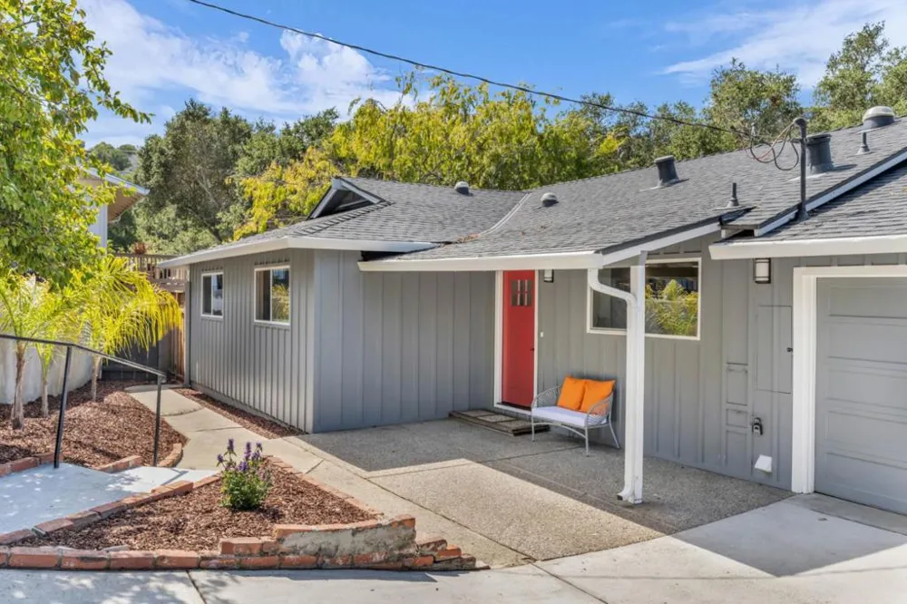 388 Ashford Avenue San Carlos, CA 94070