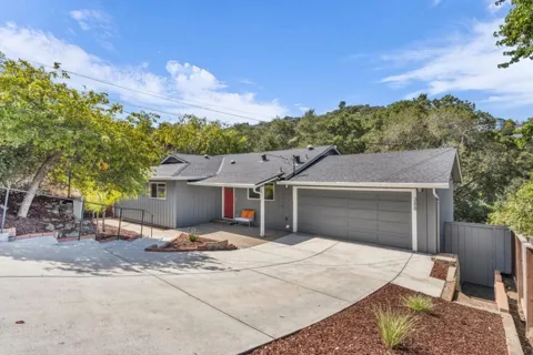 388 Ashford Avenue