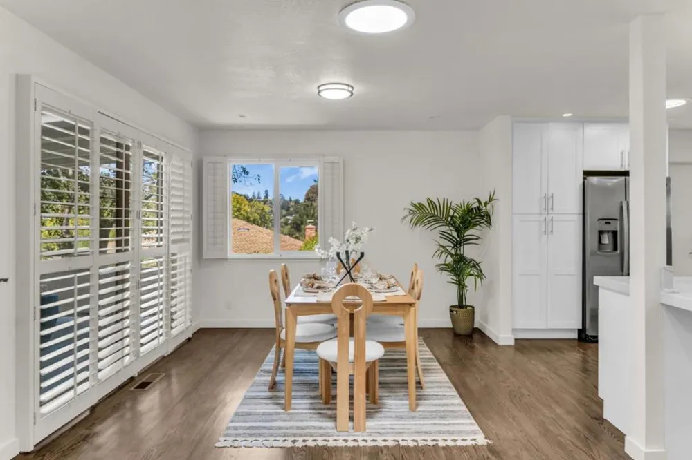 388 Ashford Avenue San Carlos, CA 94070