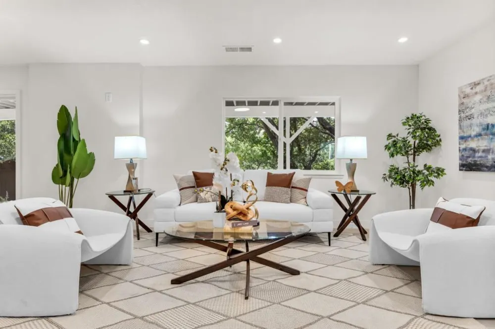 388 Ashford Avenue San Carlos, CA 94070