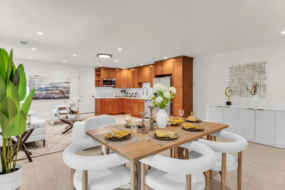 388 Ashford Avenue San Carlos, CA 94070