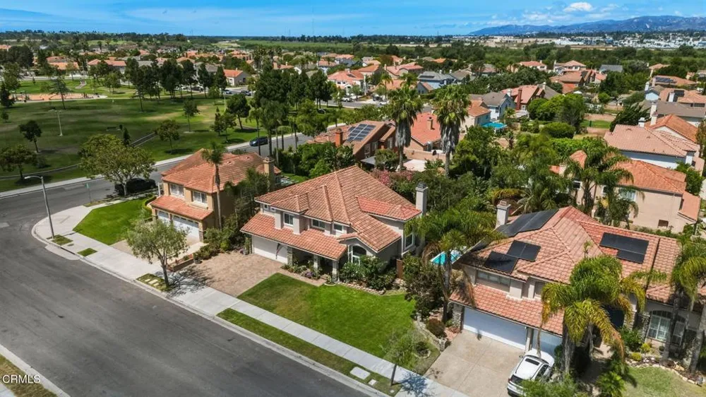 2571 Upper Bay Drive Oxnard, CA 93036