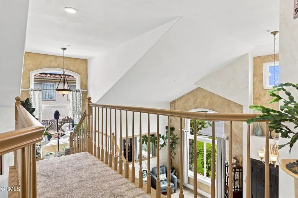 2571 Upper Bay Drive Oxnard, CA 93036