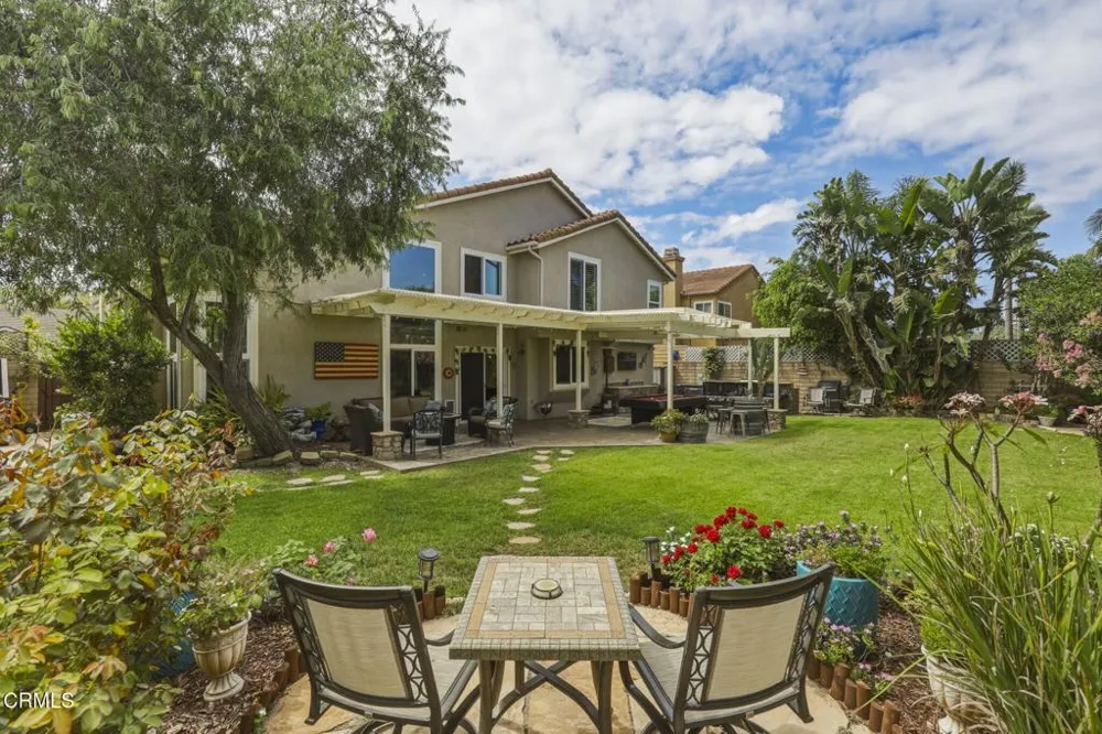 2571 Upper Bay Drive Oxnard, CA 93036