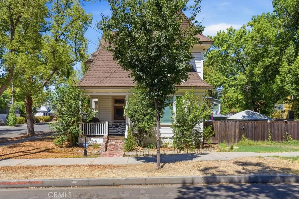 1218 Bird Oroville, CA 95965