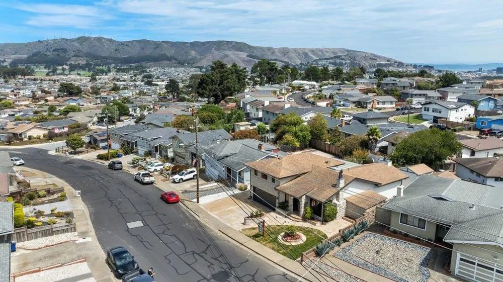 343 Alta Mesa Drive South San Francisco, CA 94080