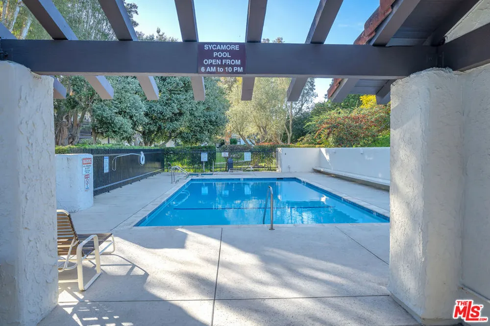 88 Aspen Way Rolling Hills Estates, CA 90274