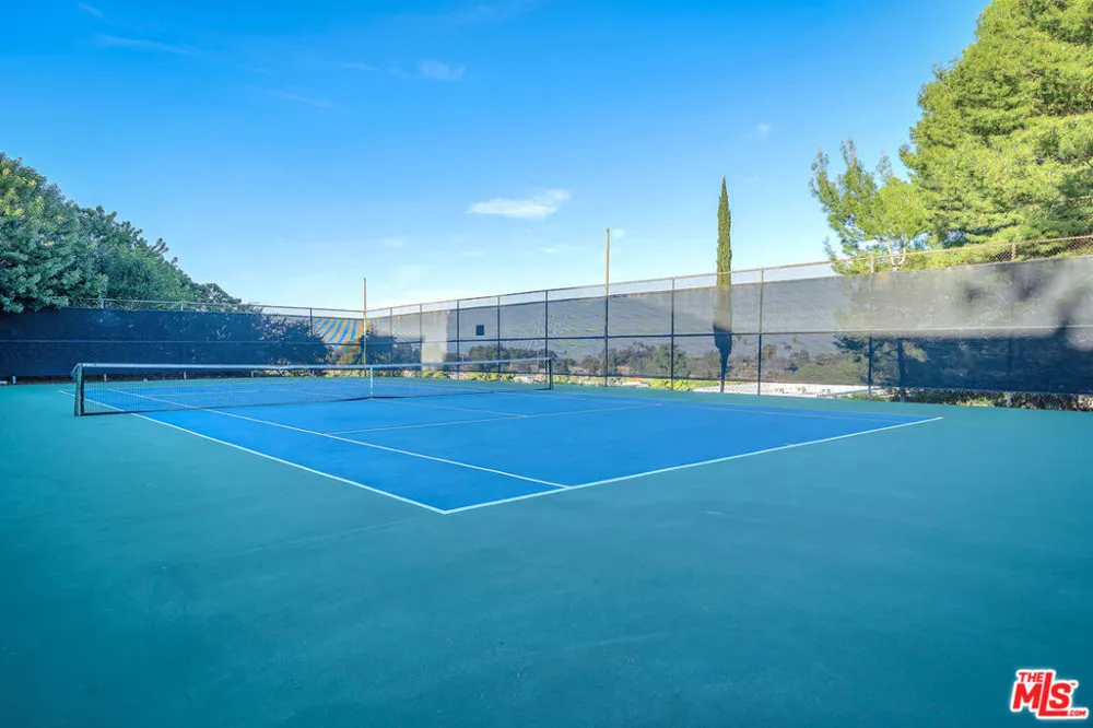 88 Aspen Way Rolling Hills Estates, CA 90274