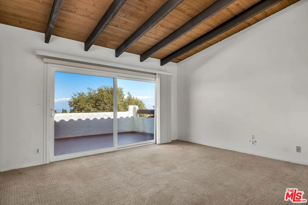 88 Aspen Way Rolling Hills Estates, CA 90274