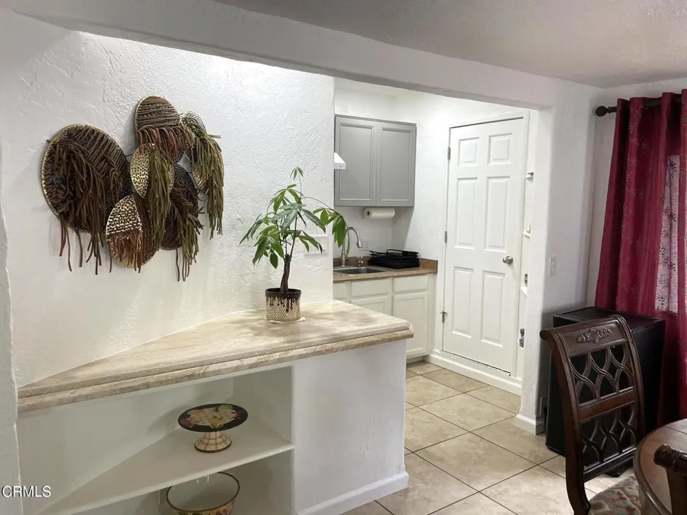710 S La Luna Avenue Ojai, CA 93023