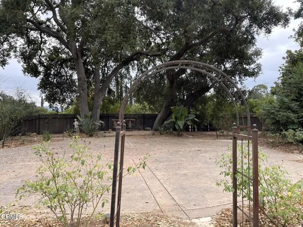 710 S La Luna Avenue Ojai, CA 93023