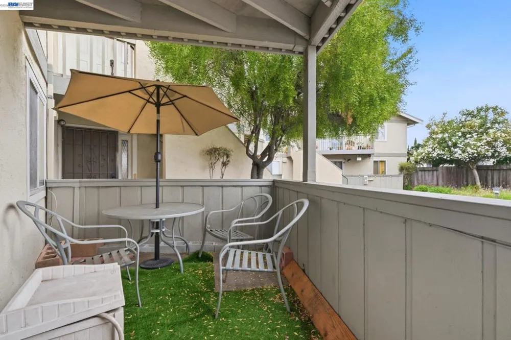 894 Lewelling Blvd #13 San Leandro, CA 94579